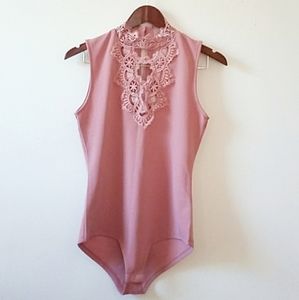 Pink sleeveless bodyblouse. Pink, L. New. Have rose